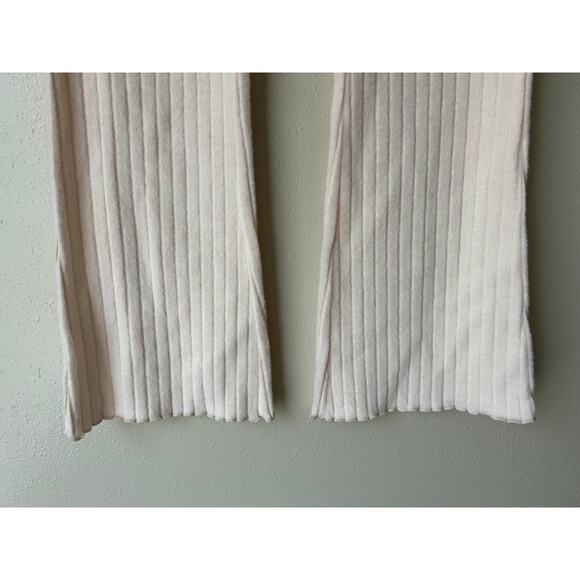 Urban Outfitters Out From Under Cream Fuzzy Knit Flare Stretch Pants Size Medium - Picture 5 of 8